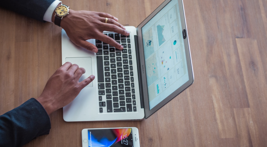 HR analytics tool to make the report and helps in decision making